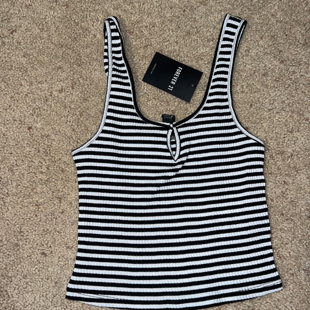 Forever 21 Womens black/white striped ribbed tank top, size small, brand new